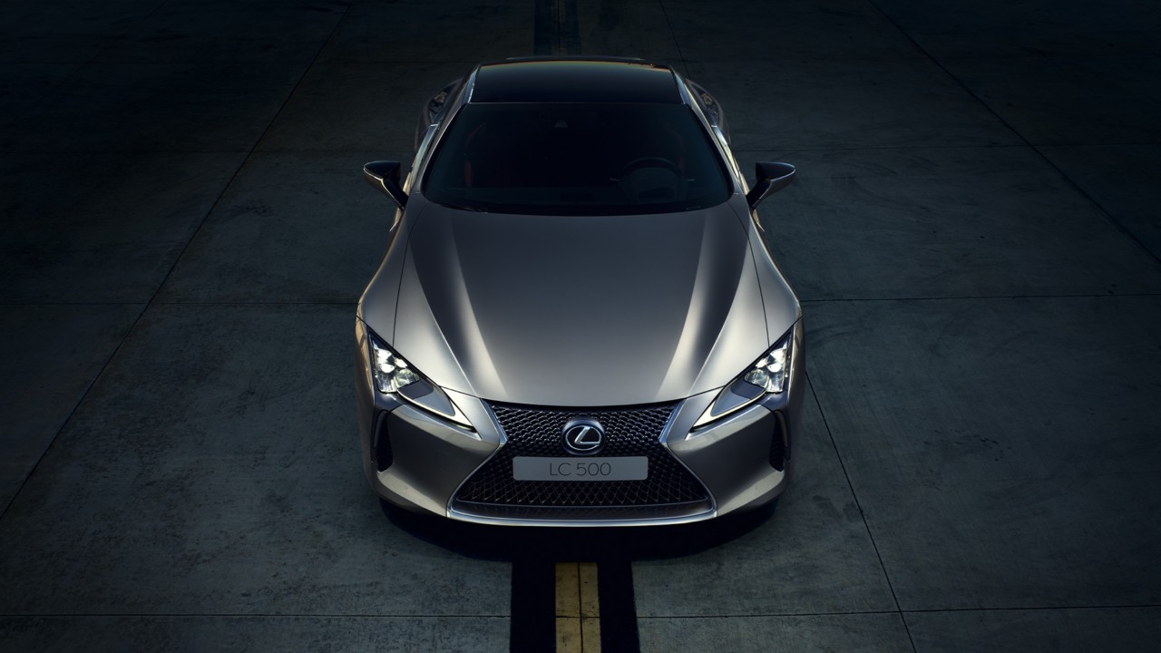 Raised front view of the Lexus LC 500 