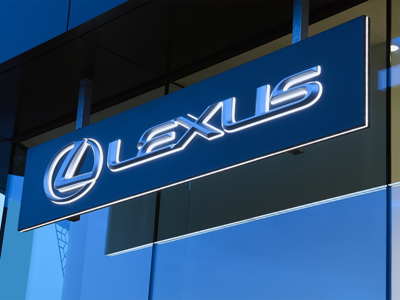 Lexus retailer sign